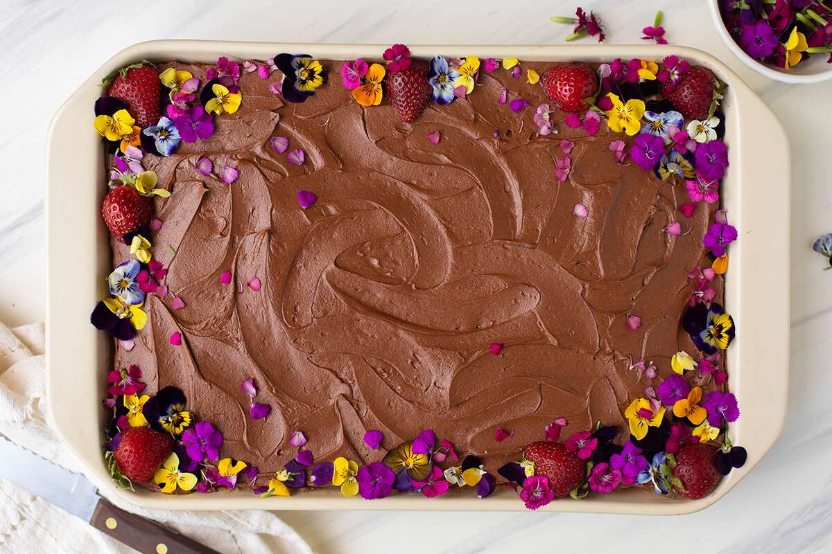 How to use edible flowers for cakes and other bakes King Arthur Baking